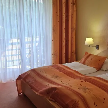 Pensionat Gutmann 3*