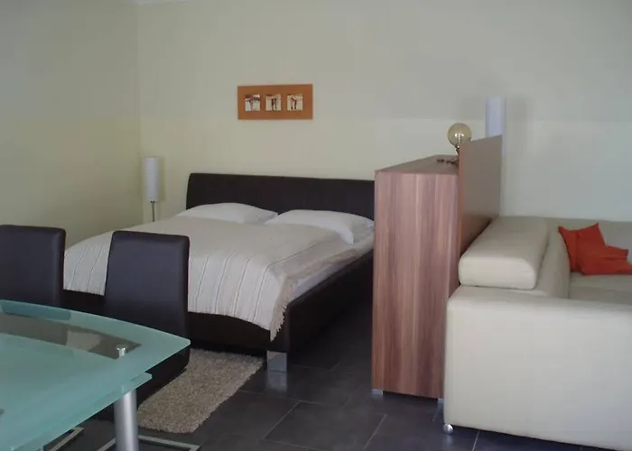 Gutmann Guest house 3*